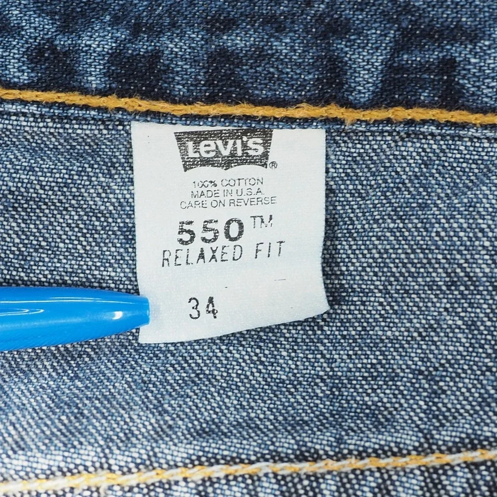 Vintage 90s Levis 550 Shorts Mens 34 Blue Relaxed Fit Denim Jorts USA Made Y2K